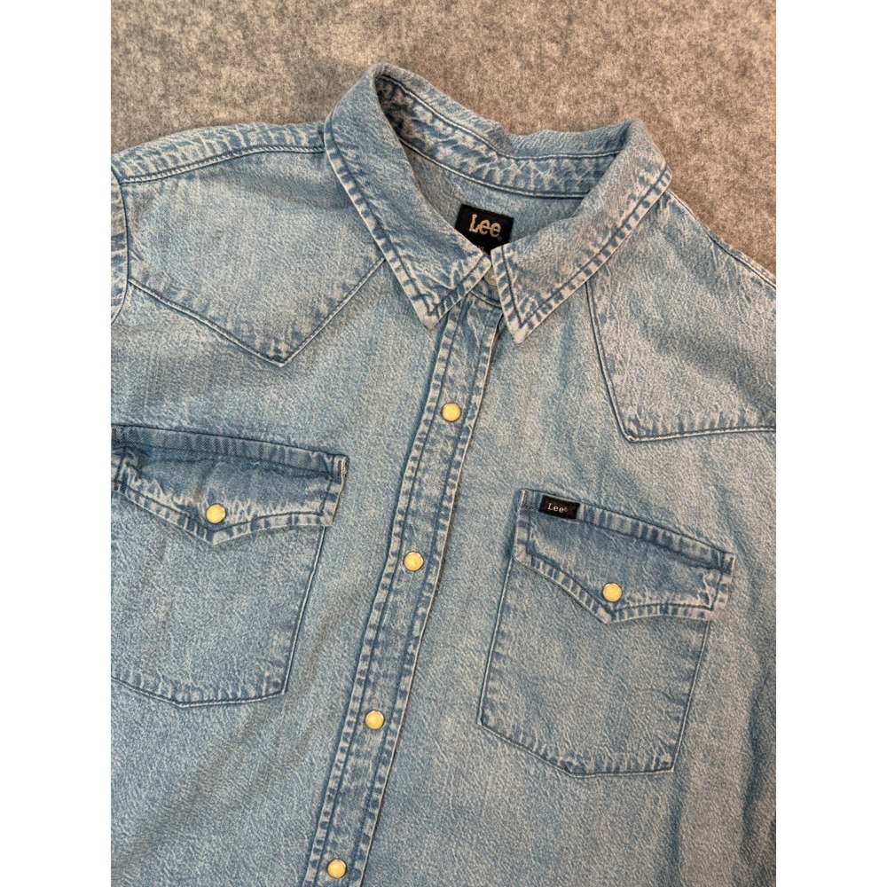 Lee Western Denim Shirt Mens XL Light Wash Blue Pearl Snap Long Sleeve Cotton